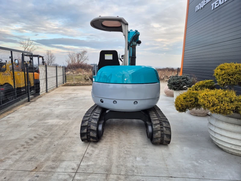 Багер Kobelco SK30UR 2.8 тона / джойстици / перфектен !, снимка 4 - Индустриална техника - 48808825