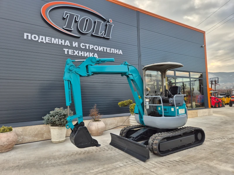 Багер Kobelco SK30UR 2.8 тона / джойстици / перфектен !, снимка 1 - Индустриална техника - 48808825