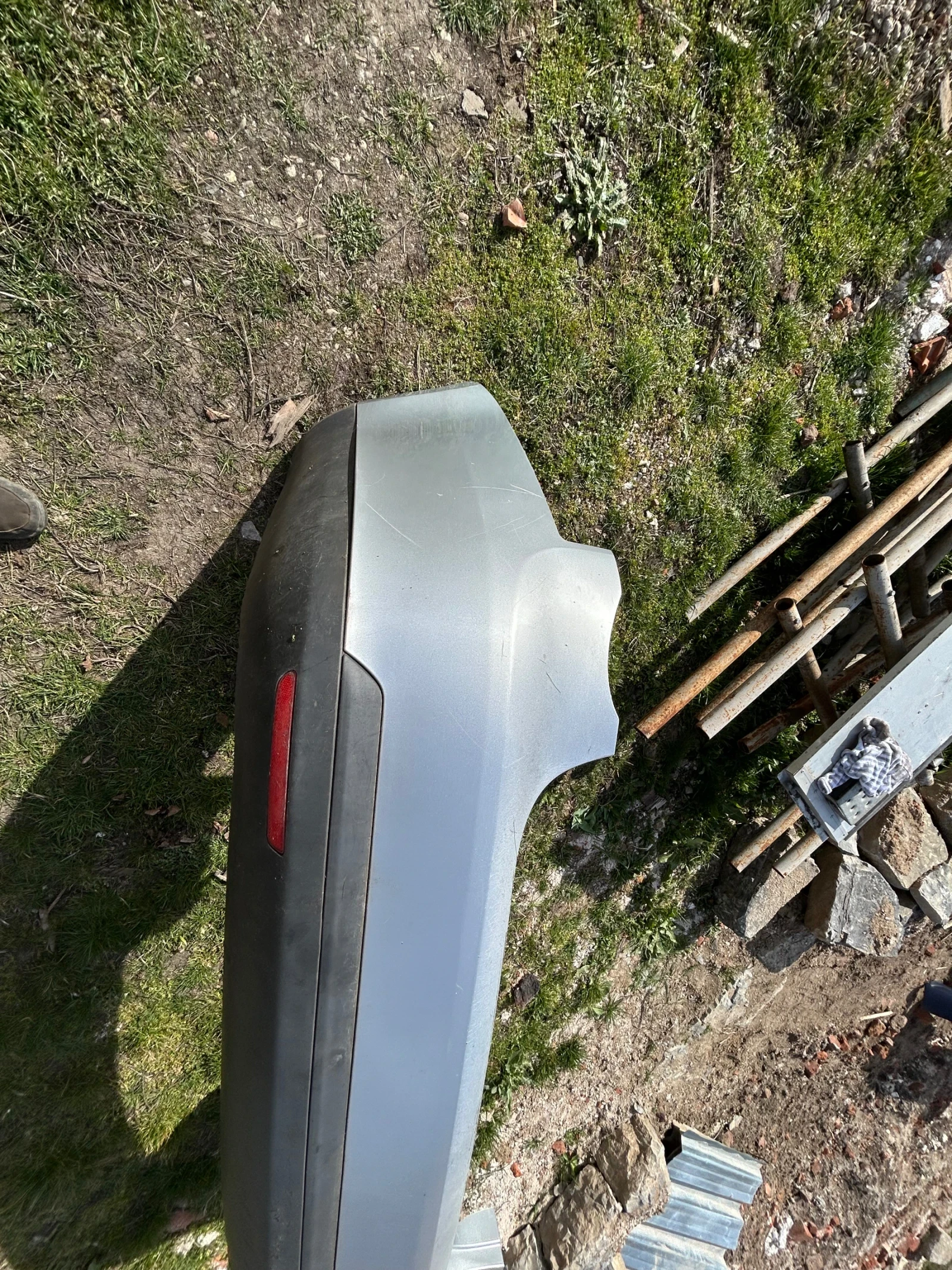 Задна броня Volkswagen Jetta 2005-2011, снимка 2 - Части - 53799845