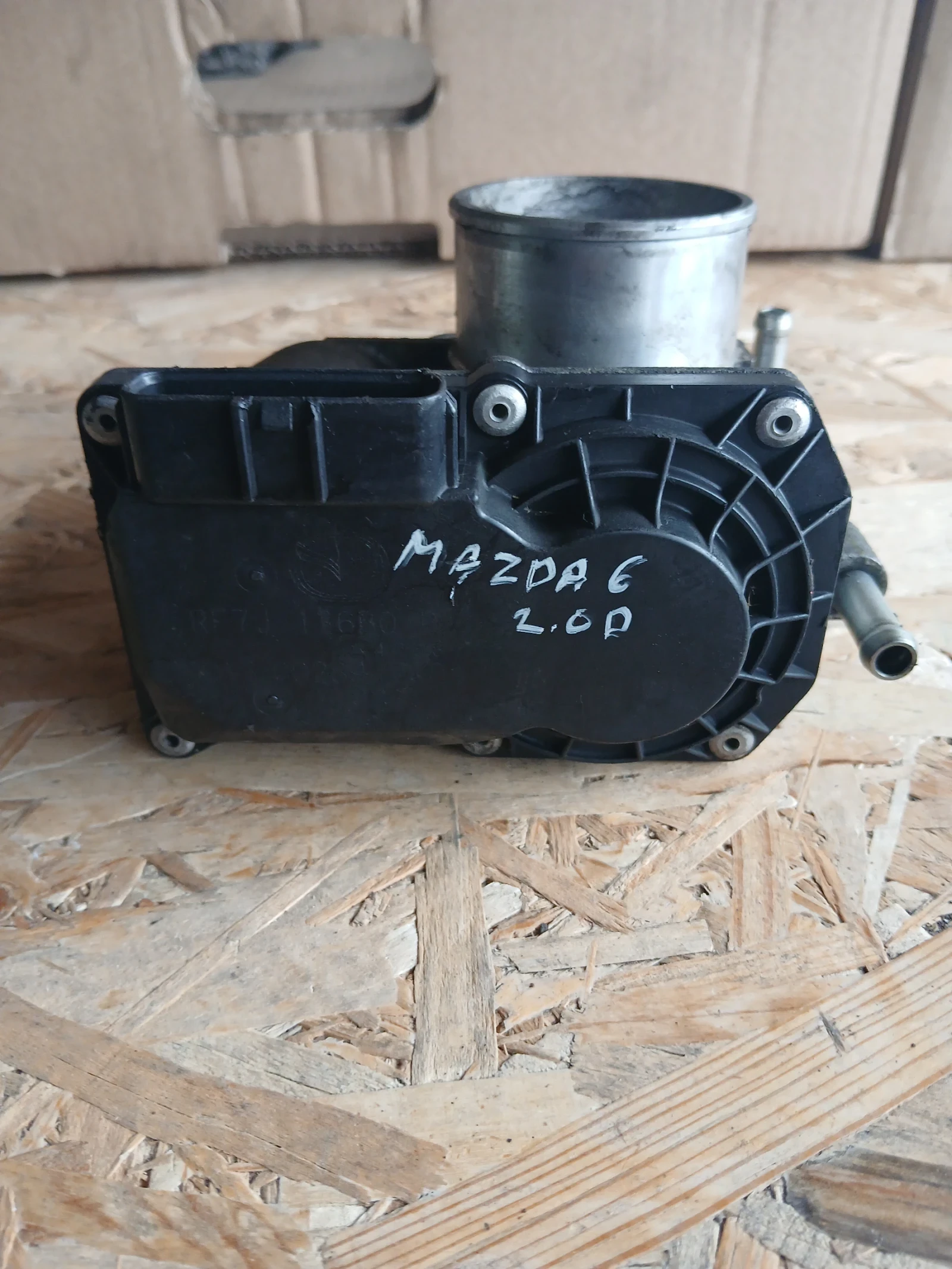 RF7J 136B0 дросел клапа Mazda 6 2.0D 