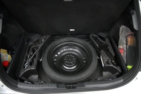 Toyota Corolla 2.0, снимка 16