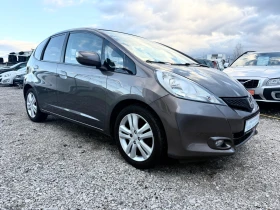 Honda Jazz 1.4i Executive Фейслифт, снимка 4