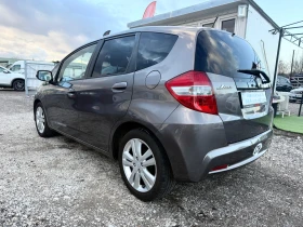 Honda Jazz 1.4i Executive Фейслифт, снимка 8