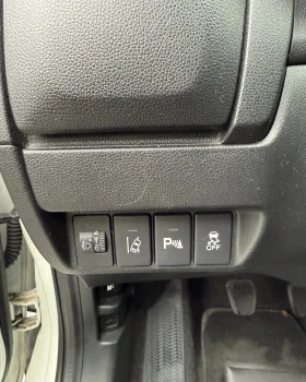 Honda Jazz 1.3i Уникат Сервиз, снимка 13