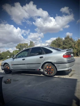 Renault Laguna 2.0, снимка 2