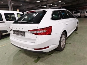 Skoda Superb - 18449 € / 36083.11 лв. - 32533636 3