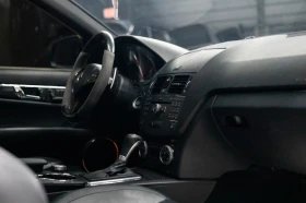 Mercedes-Benz C 63 AMG 2009 Mercedes-Benz C-Class C 63 AMG Sedan, снимка 13