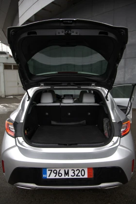 Toyota Corolla 2.0i - 17400 € / 34031.44 лв. - 15819283 15