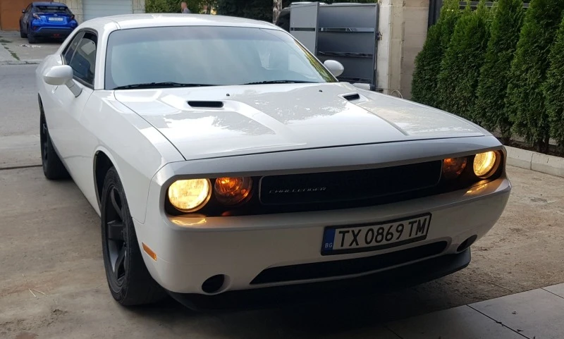 Dodge Challenger, снимка 7 - Автомобили и джипове - 43779982