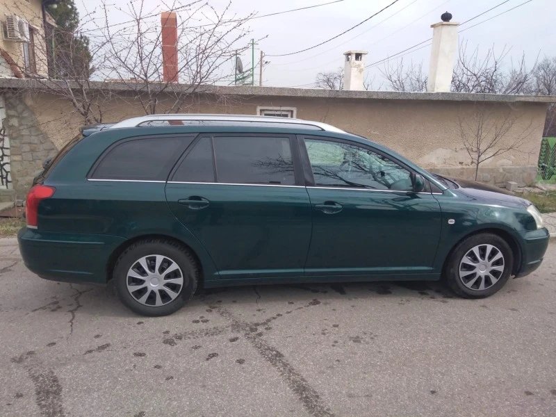 Toyota Avensis 1.8 VVTI, снимка 7 - Автомобили и джипове - 45083872