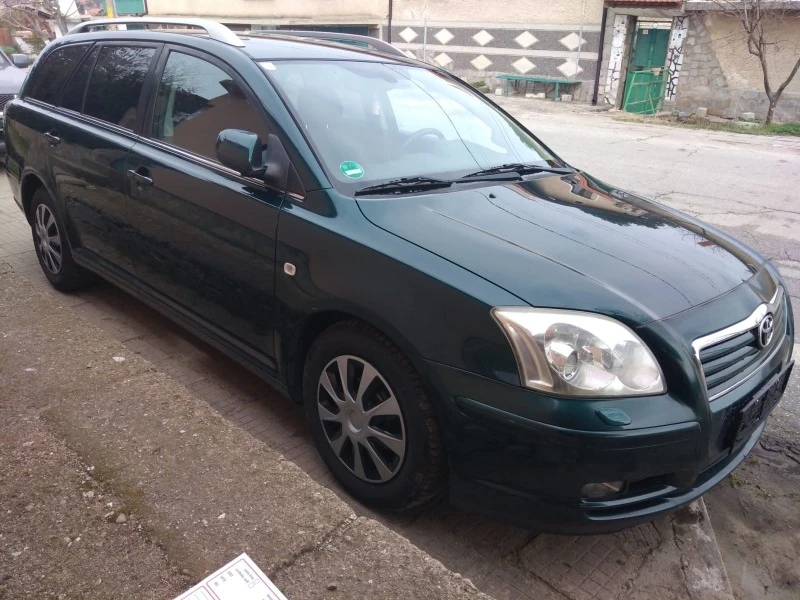 Toyota Avensis 1.8 VVTI, снимка 2 - Автомобили и джипове - 45083872