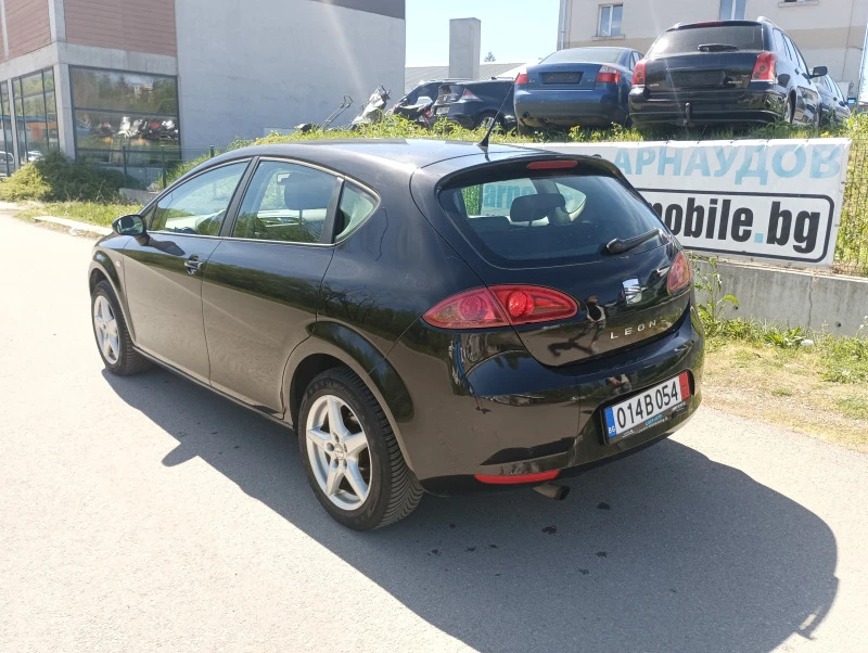 Seat Leon 1.6i 102k.c. ТОП СЪСТОЯНИЕ!!!, снимка 4 - Автомобили и джипове - 45189156