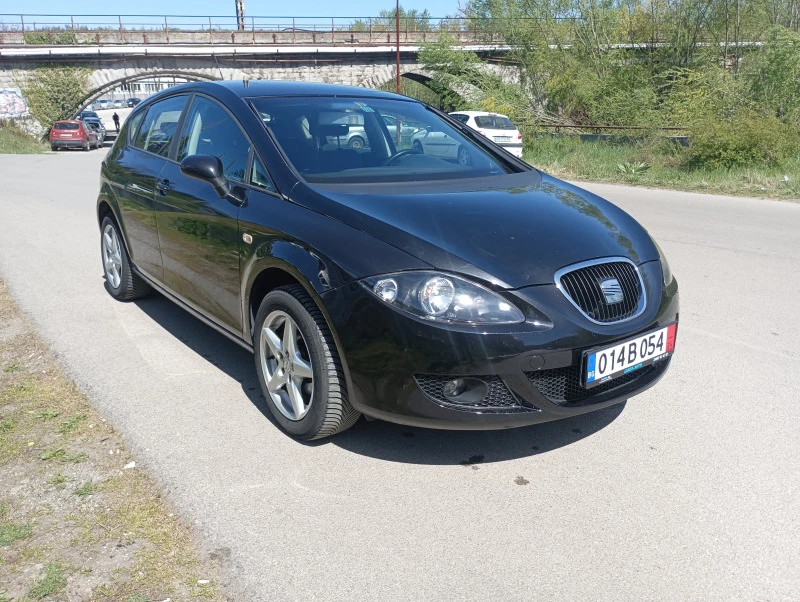 Seat Leon 1.6i 102k.c. ТОП СЪСТОЯНИЕ!!!, снимка 2 - Автомобили и джипове - 45189156