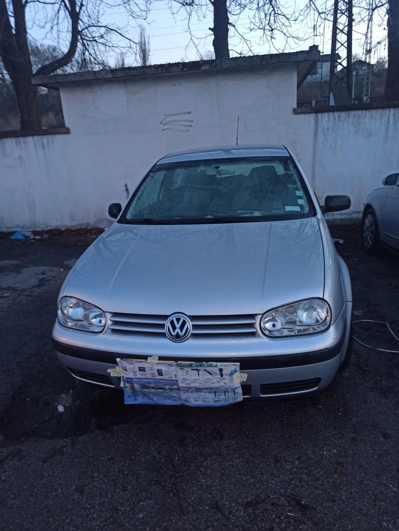 VW Golf, снимка 12 - Автомобили и джипове - 48975804