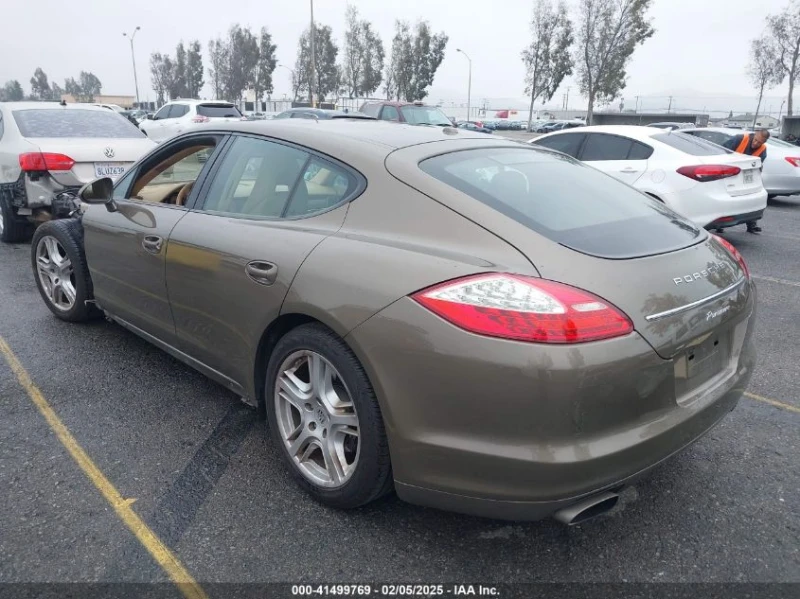 Porsche Panamera 4* Bose* подгрев* обдухване* шибидах* , снимка 3 - Автомобили и джипове - 49089536