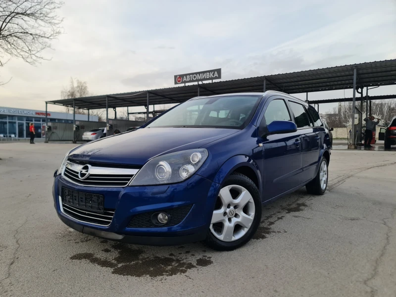 Opel Astra УНИКАТ/FACE LIFT, снимка 1 - Автомобили и джипове - 49535611