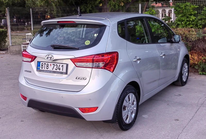 Hyundai Ix20 1.4бен/Газ 90к., снимка 5 - Автомобили и джипове - 51951072