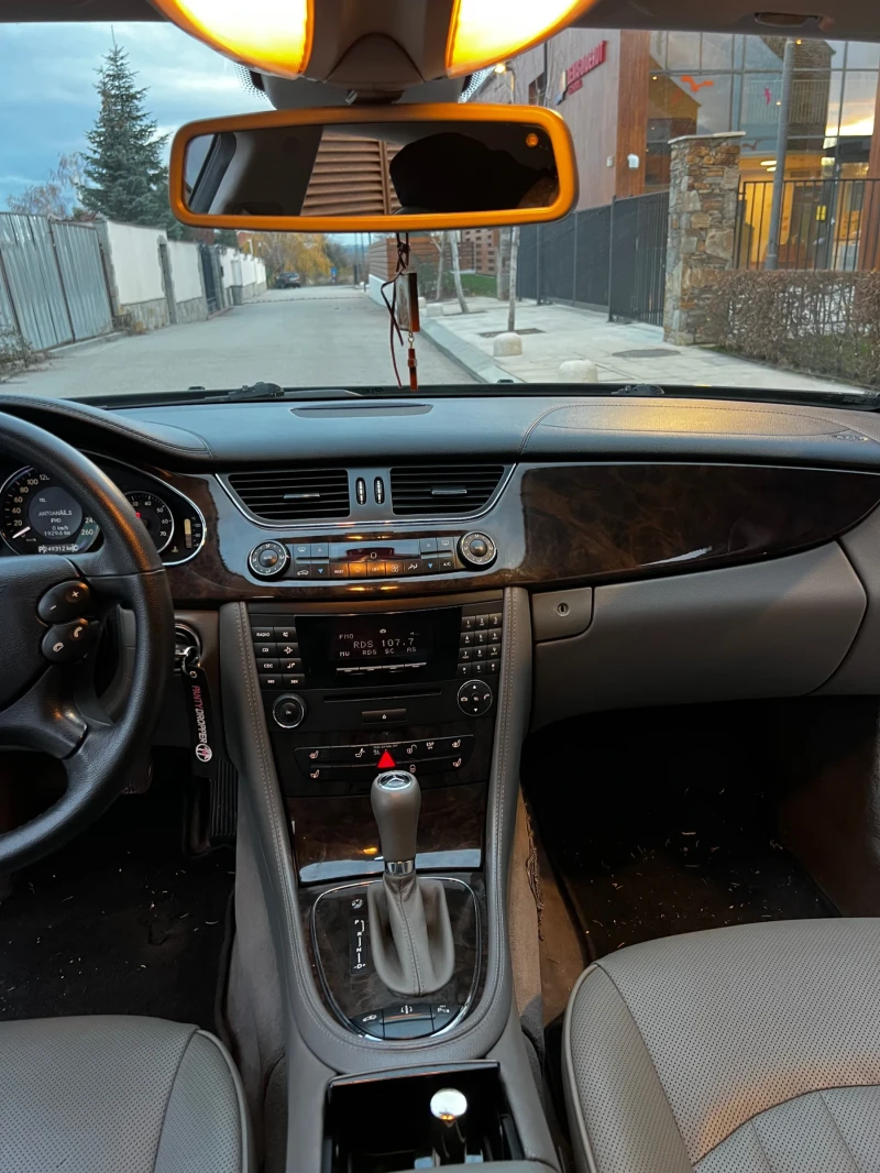Mercedes-Benz CLS 350, снимка 14 - Автомобили и джипове - 52483724