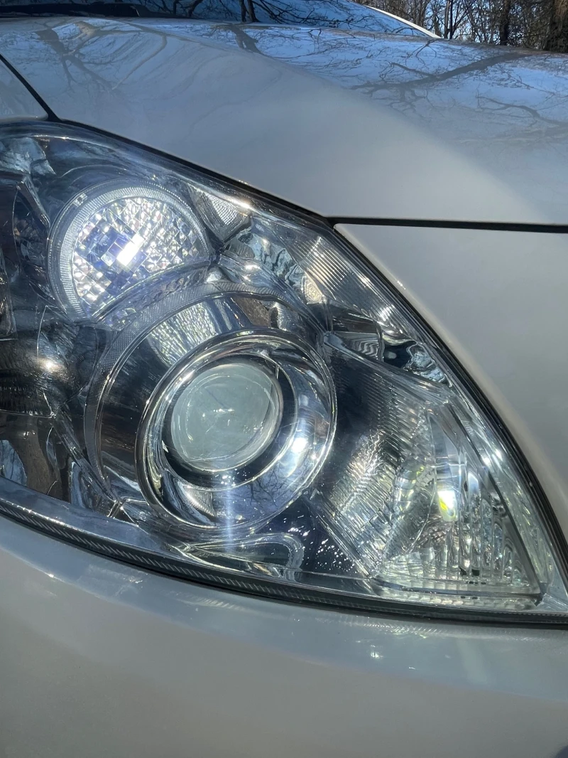 Toyota Auris, снимка 15 - Автомобили и джипове - 52803265