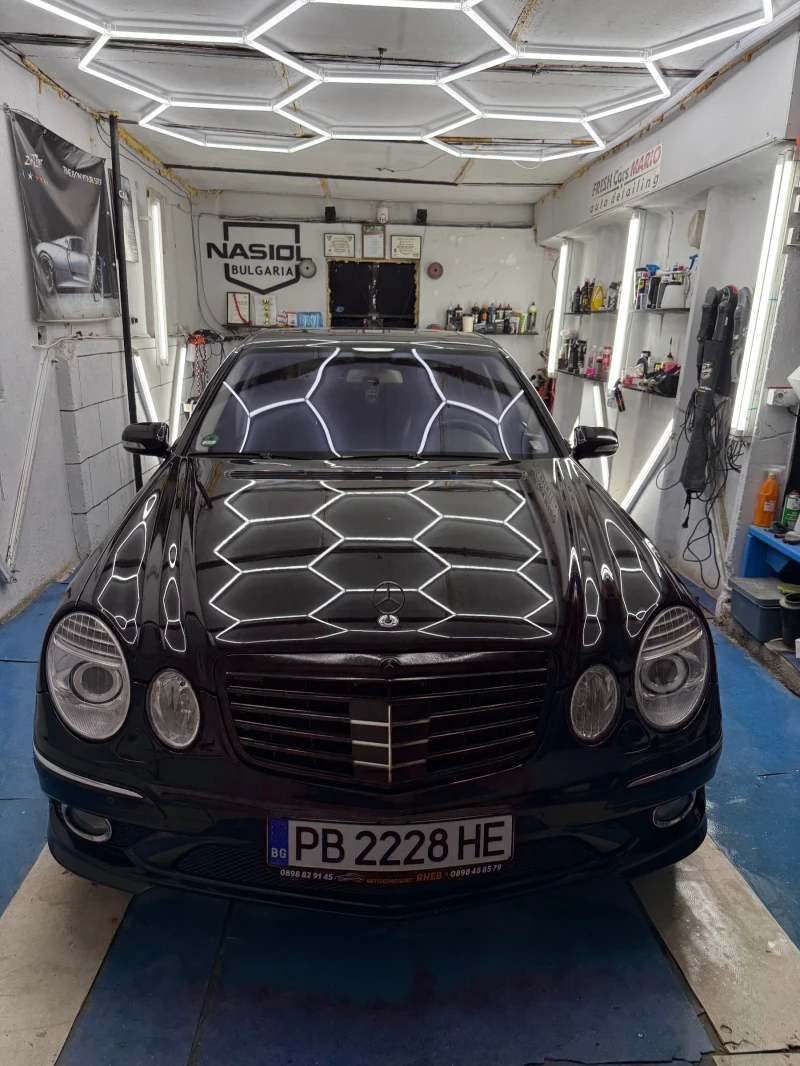 Mercedes-Benz E 500 Avantgarde / 388 к.с. / AMG пакет, снимка 6 - Автомобили и джипове - 52805437