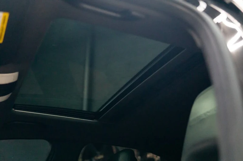 Mercedes-Benz C 63 AMG 2009 Mercedes-Benz C-Class C 63 AMG Sedan, снимка 12 - Автомобили и джипове - 53093504