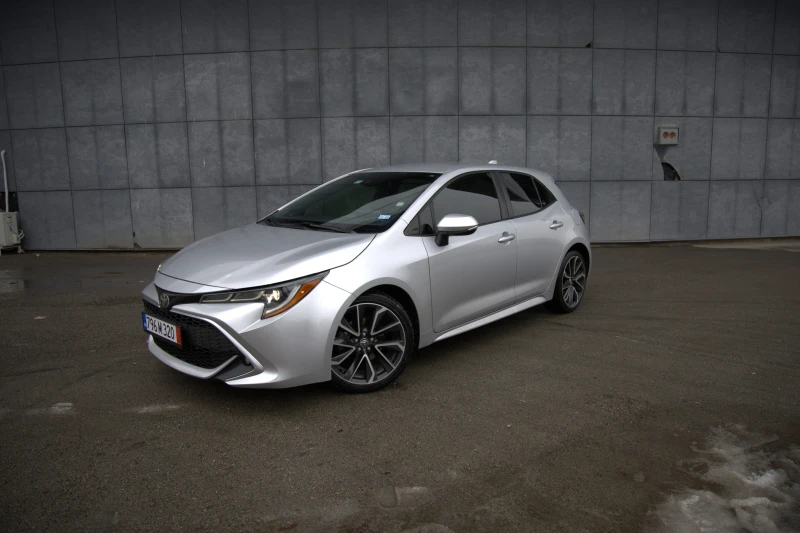 Toyota Corolla 2.0i, снимка 2 - Автомобили и джипове - 53235262