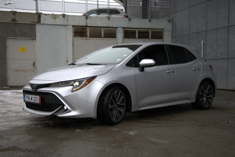 Toyota Corolla 2.0i, снимка 6 - Автомобили и джипове - 53235262