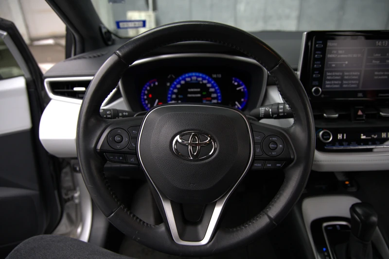 Toyota Corolla 2.0i, снимка 7 - Автомобили и джипове - 53235262