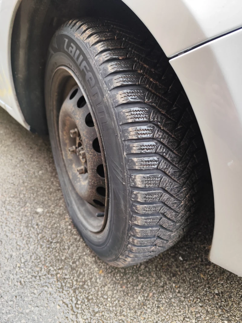 Renault Clio 1.5 DCI N1, снимка 10 - Автомобили и джипове - 53505375