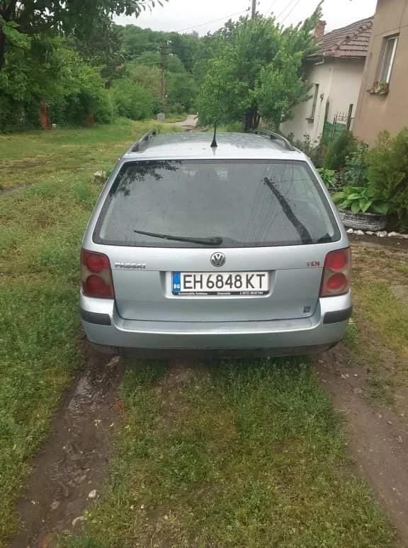 VW Passat, снимка 2 - Автомобили и джипове - 47743997