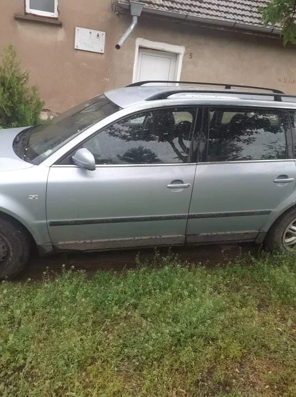 VW Passat, снимка 3 - Автомобили и джипове - 47743997