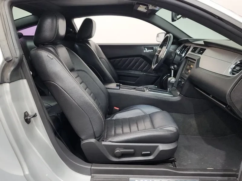 Ford Mustang 3.7i, снимка 11 - Автомобили и джипове - 53901248