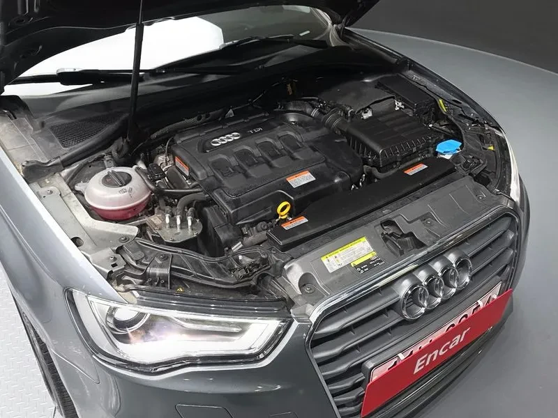 Audi A3  35 Tdi Dynamic Sportback 8V, снимка 6 - Автомобили и джипове - 56003169