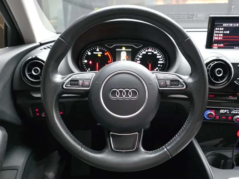Audi A3  35 Tdi Dynamic Sportback 8V, снимка 13 - Автомобили и джипове - 56003169