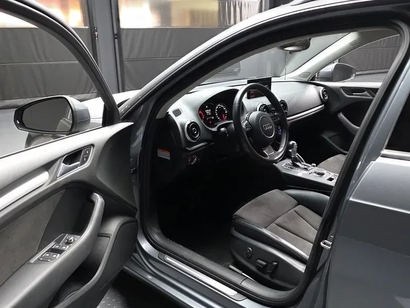 Audi A3  35 Tdi Dynamic Sportback 8V, снимка 10 - Автомобили и джипове - 56003169