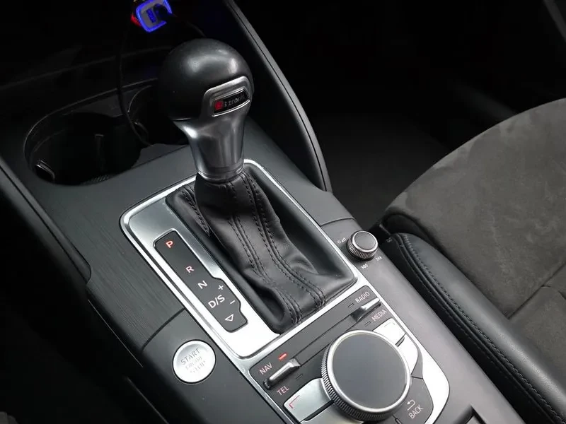 Audi A3  35 Tdi Dynamic Sportback 8V, снимка 9 - Автомобили и джипове - 56003169