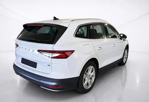 Skoda Enyaq Loft 82kWh, снимка 3 - Автомобили и джипове - 56632769