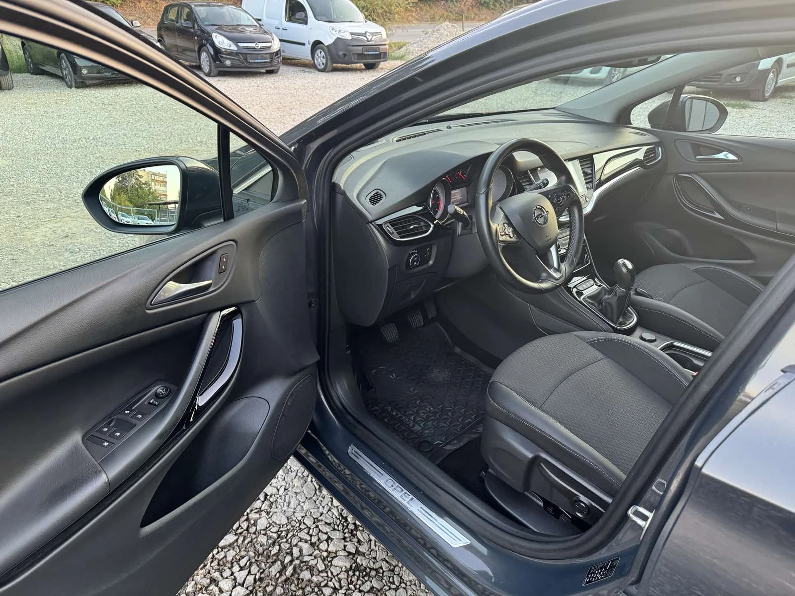 Opel Astra 1.4BENZIN* FULL* EVRO6* LED* NAVI - изображение 8