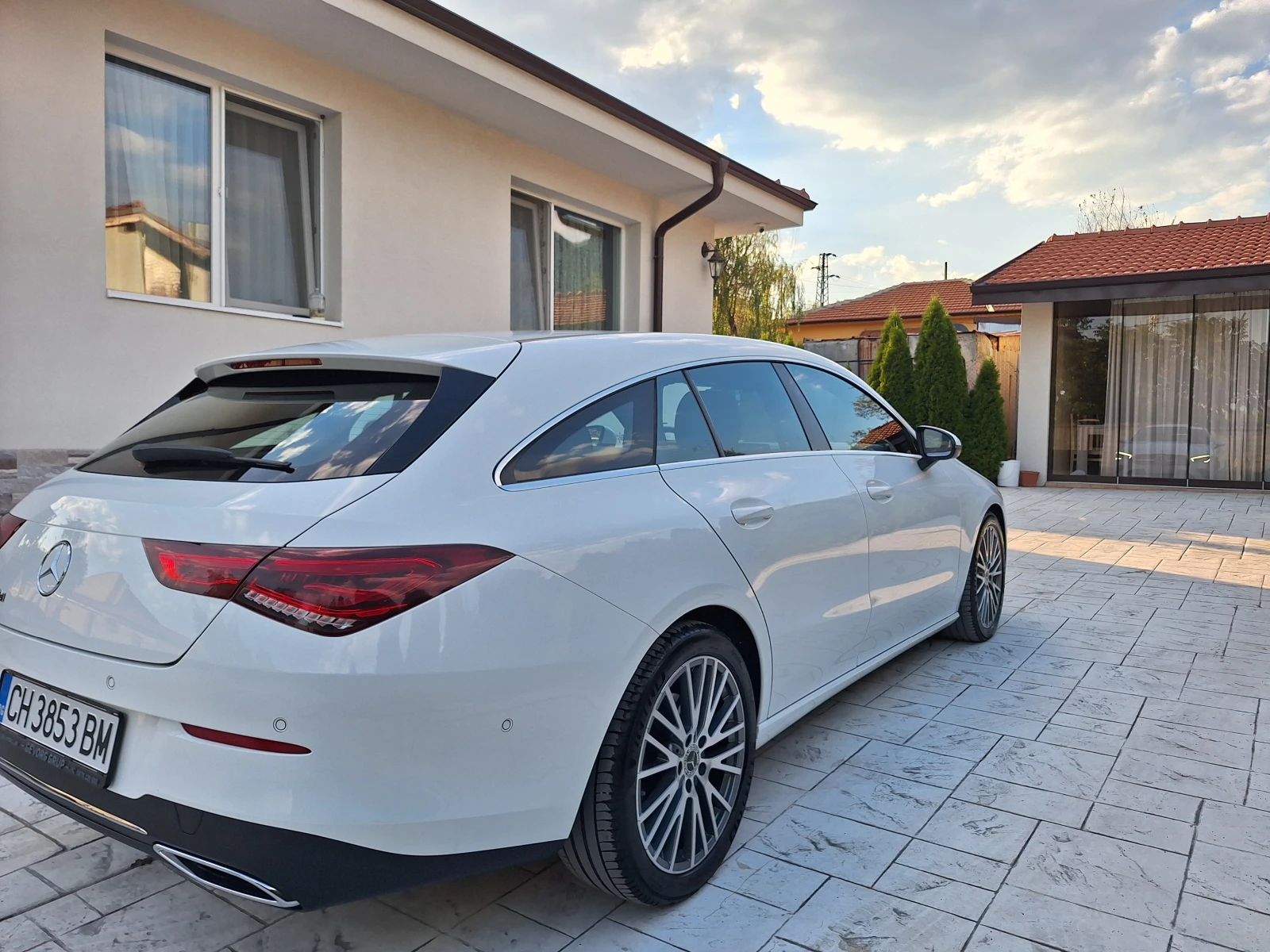 Mercedes-Benz CLA 200 2.0 CDI KATO HOBA  - изображение 4