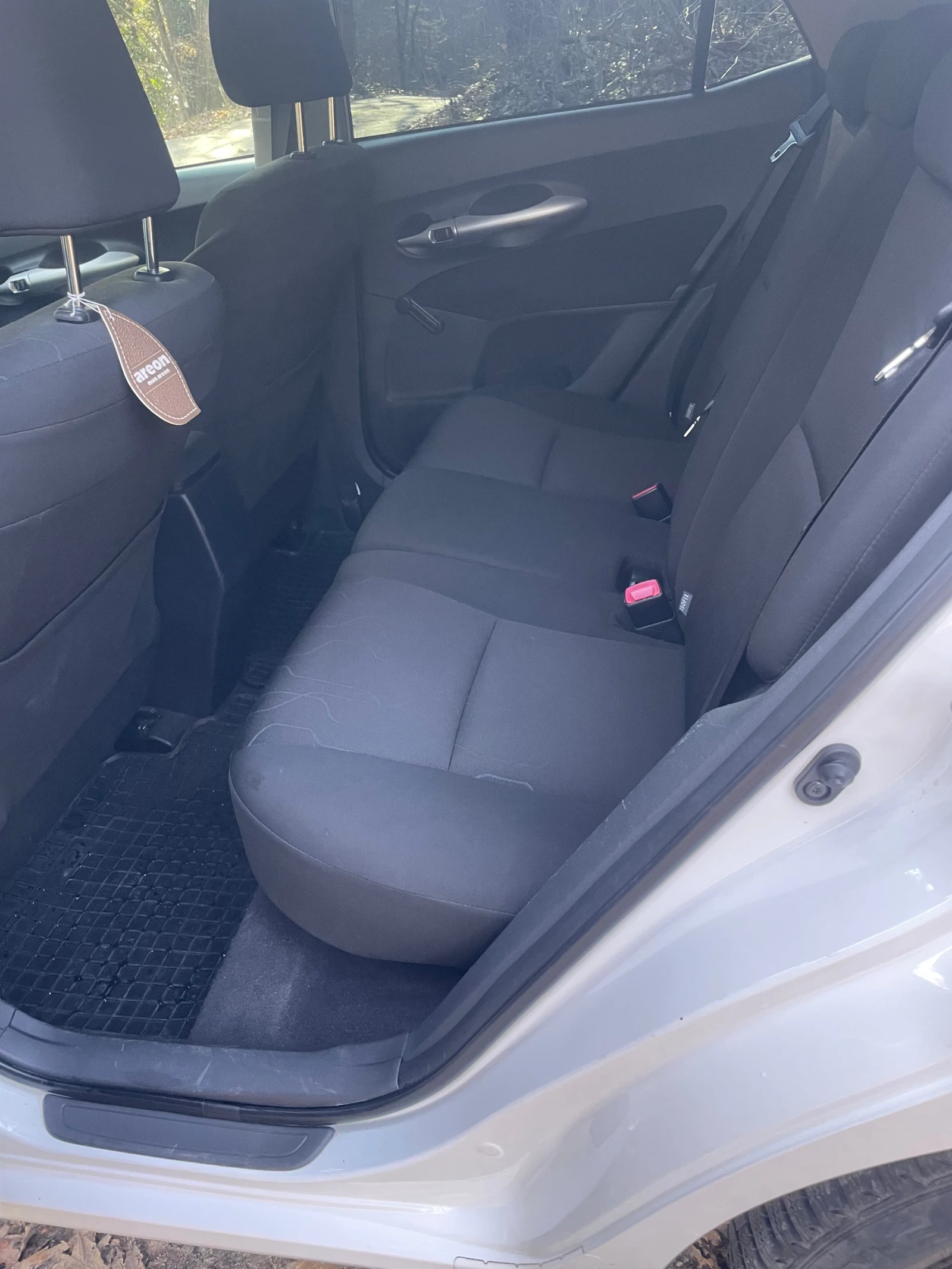 Toyota Auris | Mobile.bg � ����������� 7