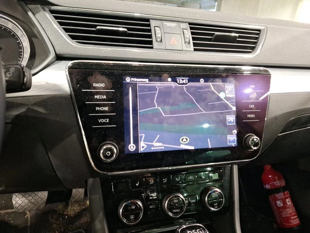 Skoda Superb  - изображение 10