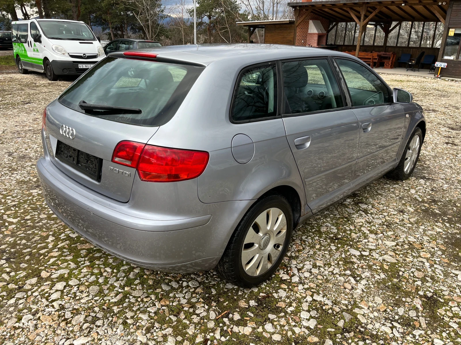 Audi A3 2.0TDI Sportback - изображение 4