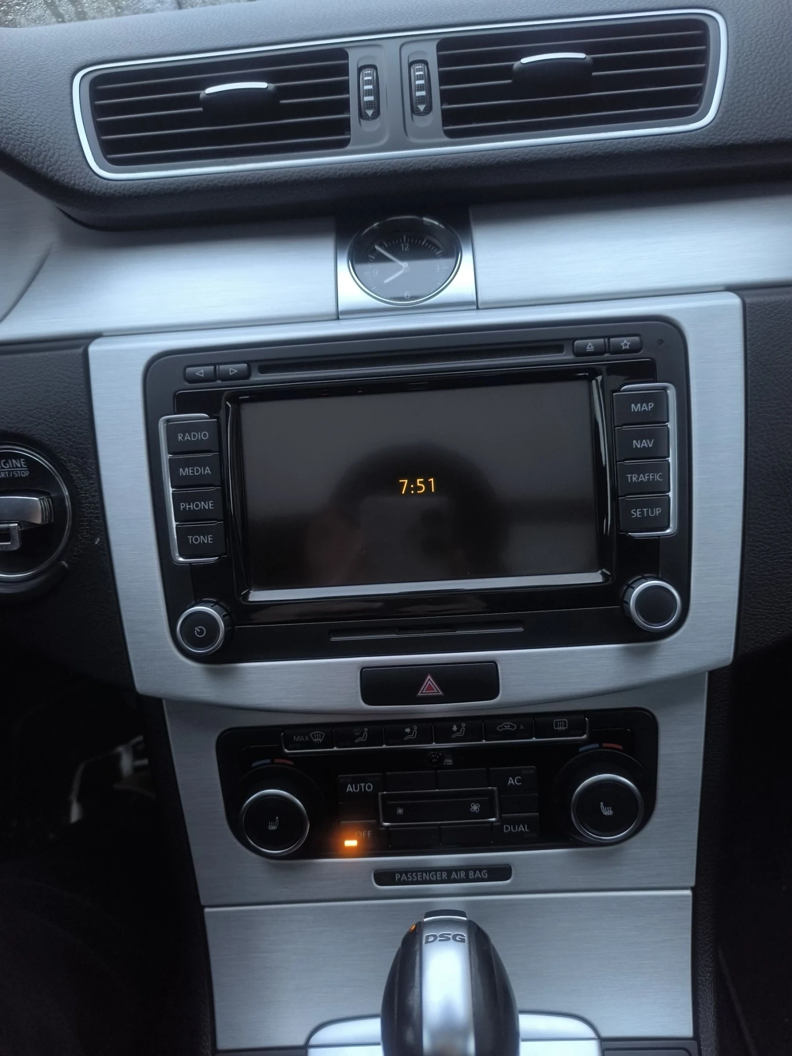 VW Passat 2.0 TDI HIGHLINE DSG 170 КС ПАНОРАМА КАМЕРА КОЖА  - изображение 8