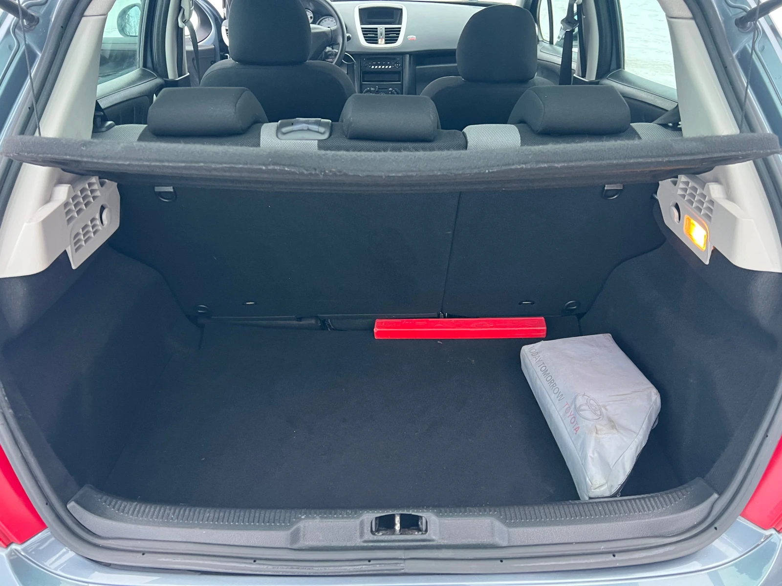 Peugeot 207 1.4i 16v-88p.s-5 vrati | Mobile.bg � ����������� 13