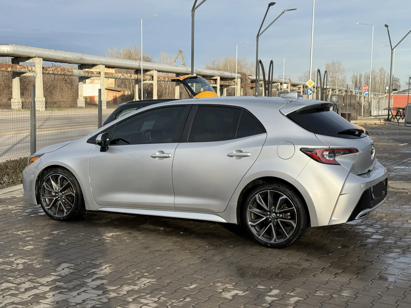 Toyota Corolla 2.0 | Mobile.bg � ����������� 2