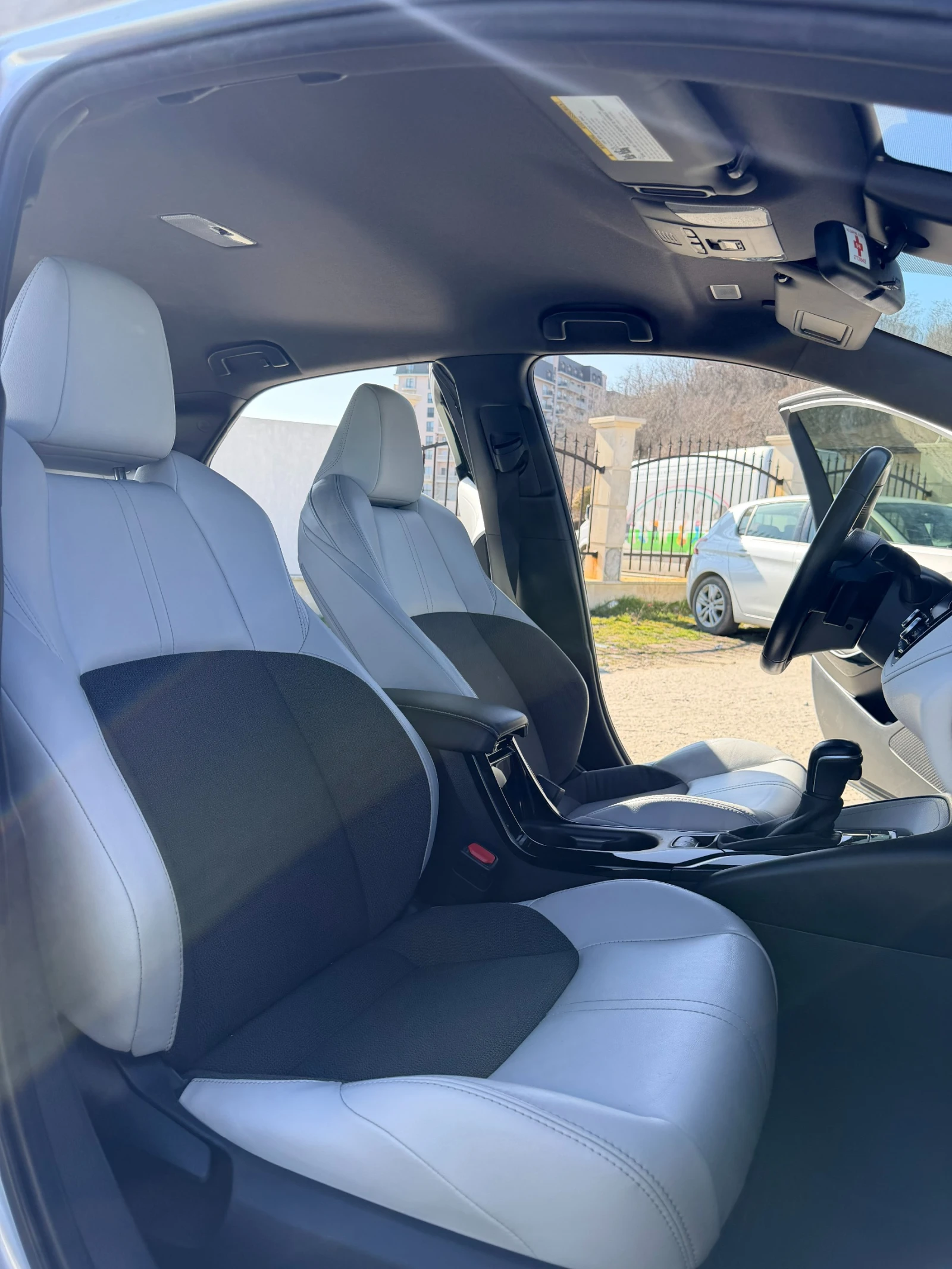Toyota Corolla 2.0 | Mobile.bg � ����������� 9