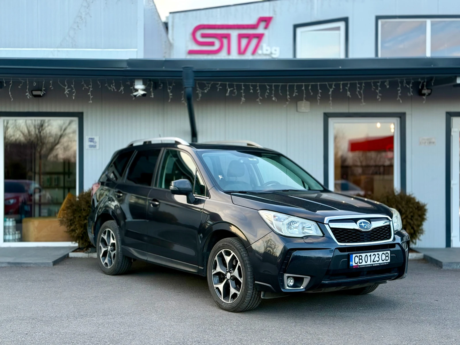 Subaru Forester 2.0XT* FULL* Обслужен - изображение 3