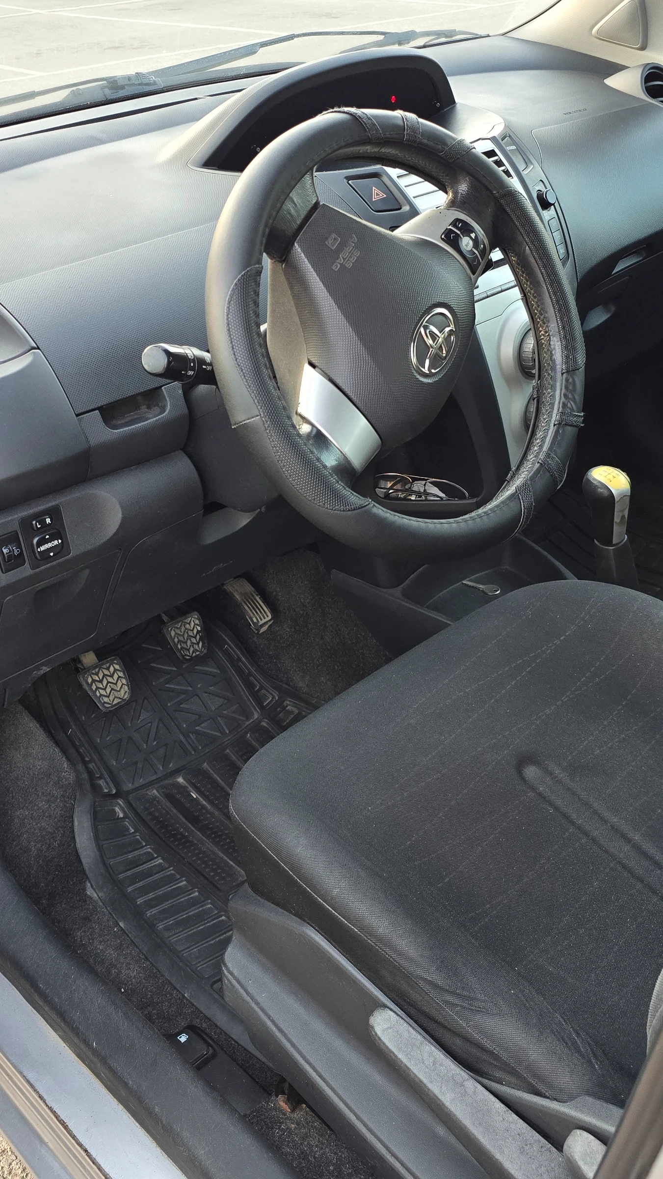 Toyota Yaris, снимка 5 - Автомобили и джипове - 53819199