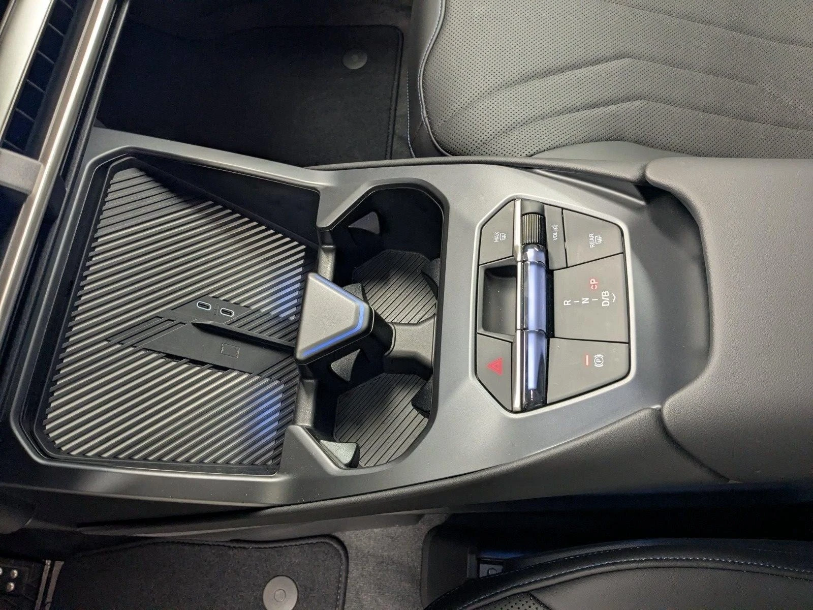 BMW iX3 50* xDRIVE* PANO VISION* M SPORT* DISTR* H/K* 360 , снимка 9 - Автомобили и джипове - 53822724