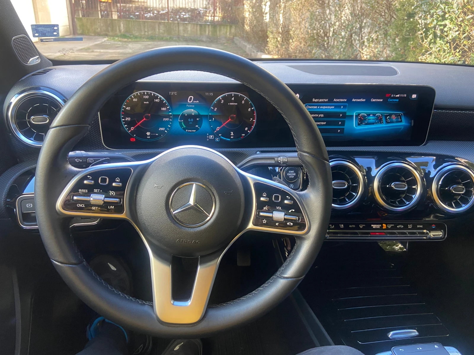 Mercedes-Benz A 220 AMG подгрев , масажи на седалките , , снимка 8 - Автомобили и джипове - 53892705